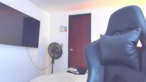 JBrooksXx online show from 09/20/25, 07:15