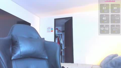 JBrooksXx online show from 10/12/25, 10:09