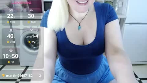 Snapshot of jassicaonline chatting on 04/15/26, 04:52 jassicaonline online show from 04/15/26, 04:52