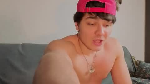 Snapshot of jastinpet chatting on 11/16/25, 06:24 jastinpet online show from 11/16/25, 06:24