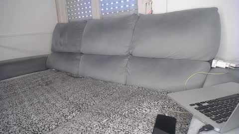 Snapshot of javierandaniel chatting on 12/19/24, 06:45 Javier online show from 12/19/24, 06:45