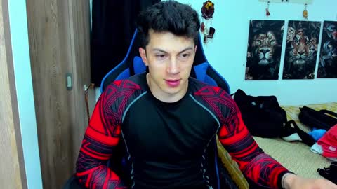 Snapshot of javiersexymann chatting on 01/16/25, 12:34 Javier online show from 01/16/25, 12:34