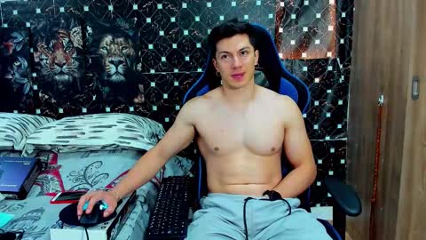 Javier online show from 02/26/26, 07:24