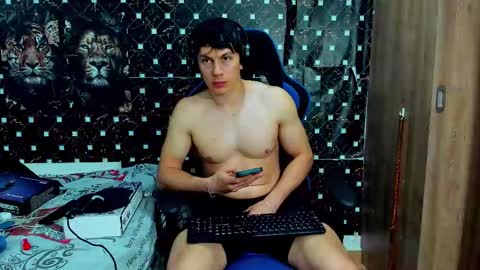 Javier online show from 03/25/26, 11:44