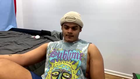 Snapshot of javiricorich chatting on 02/19/25, 07:06 javiSdick online show from 02/19/25, 07:06