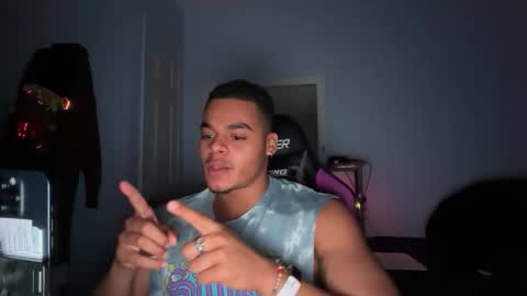 Snapshot of javiricorich chatting on 11/08/25, 07:08 javiSdick online show from 11/08/25, 07:08