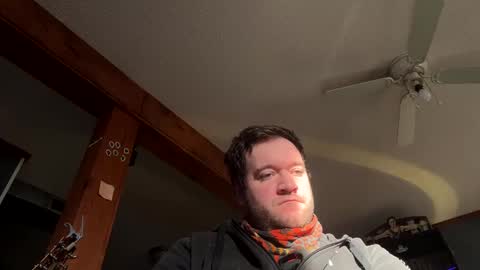 Snapshot of jawssharkparty chatting on 01/02/25, 08:46 Jaws online show from 01/02/25, 08:46