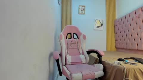 jax_maliq online show from 11/04/25, 03:05