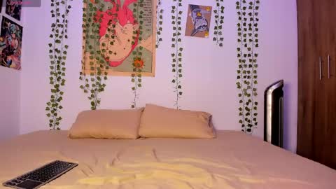 Jax and Jinx online show from 04/14/26, 12:38