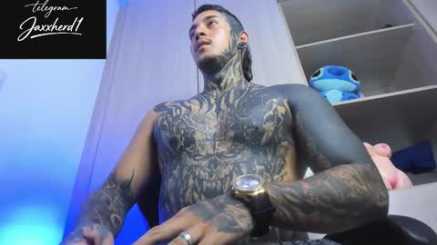 Snapshot of jaxxon22cm chatting on 02/12/26, 05:08 Michael independient model online show from 02/12/26, 05:08