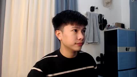 Snapshot of jay_lordx chatting on 12/14/25, 11:59 Ur Jaylord online show from 12/14/25, 11:59