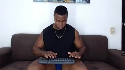 Snapshot of jay_smit chatting on 06/25/26, 02:00 jay smit online show from 06/25/26, 02:00
