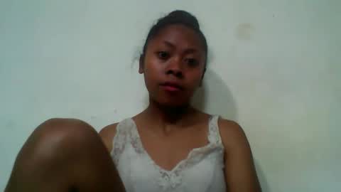 jayalydiah online show from 10/28/25, 05:04