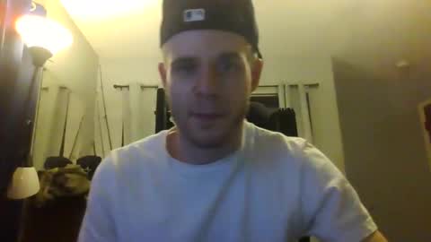 Snapshot of jaybrik92 chatting on 12/15/25, 03:11 Jlio Delgauto online show from 12/15/25, 03:11