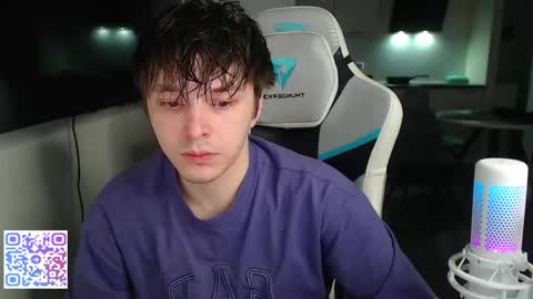 Snapshot of jayce_icestone chatting on 04/26/26, 04:15 Jayce online show from 04/26/26, 04:15