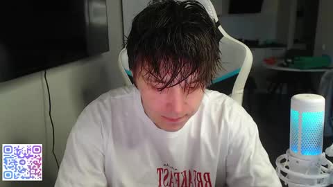 Snapshot of jayce_icestone chatting on 05/15/26, 04:30 Jayce online show from 05/15/26, 04:30