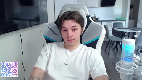 Snapshot of jayce_icestone chatting on 06/03/26, 04:37 Jayce online show from 06/03/26, 04:37