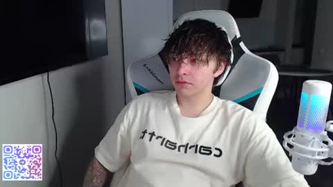 Jayce online show from 07/04/26, 04:18