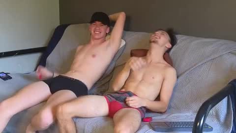 Snapshot of jaycex_69 chatting on 12/17/24, 02:00 THE HOUSE online show from 12/17/24, 02:00