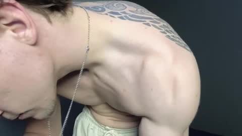 Snapshot of jaycex_69 chatting on 01/01/25, 05:00 THE HOUSE online show from 01/01/25, 05:00