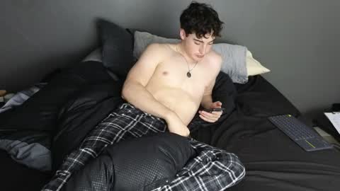 Snapshot of jaycex_69 chatting on 01/03/25, 07:27 THE HOUSE online show from 01/03/25, 07:27