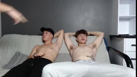 Snapshot of jaycex_69 chatting on 01/17/25, 07:30 THE HOUSE online show from 01/17/25, 07:30