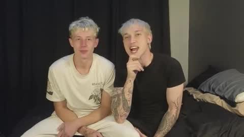 Snapshot of jaycex_69 chatting on 11/08/25, 07:23 THE HOUSE online show from 11/08/25, 07:23