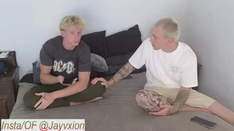 THE HOUSE online show from 01/12/26, 02:00