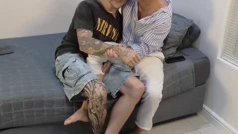 THE HOUSE online show from 04/03/26, 04:49