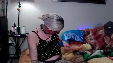 Snapshot of jaydaheat613 chatting on 12/16/24, 07:26 Jayda Heat online show from 12/16/24, 07:26