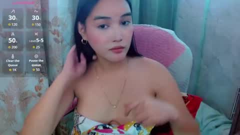 Jayda Khalifa  online show from 05/26/26, 05:20