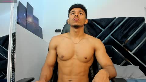 JAYDEN online show from 04/25/26, 01:41
