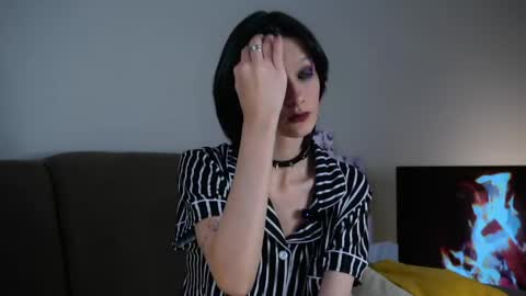 Emma online show from 05/20/26, 11:16