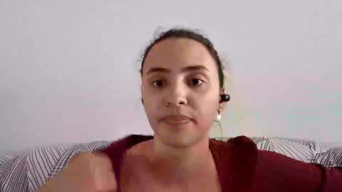 Snapshot of jayesehr chatting on 03/04/26, 12:11 Isla online show from 03/04/26, 12:11