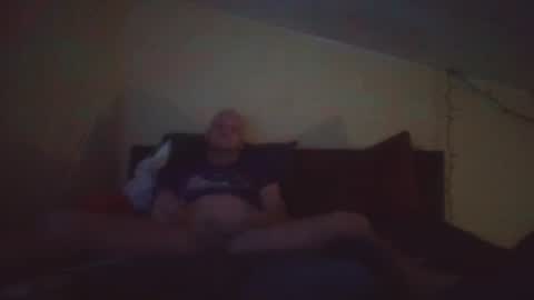 Snapshot of jayjay111989 chatting on 04/24/26, 10:39 HUngBtmFl online show from 04/24/26, 10:39