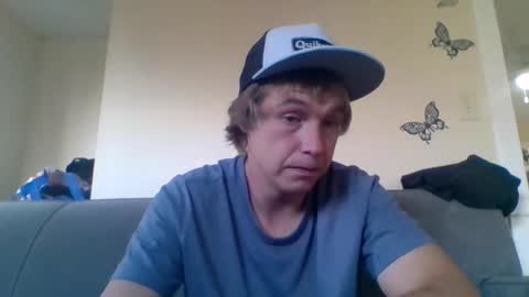 Snapshot of jayjay697 chatting on 12/12/24, 06:31 make me play online show from 12/12/24, 06:31