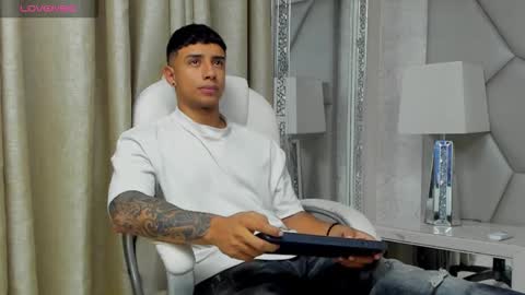 jaze_bradley online show from 10/25/25, 11:29