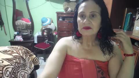 jazmim online show from 03/10/25, 06:45