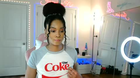 Jazmine Fox online show from 08/04/26, 06:43