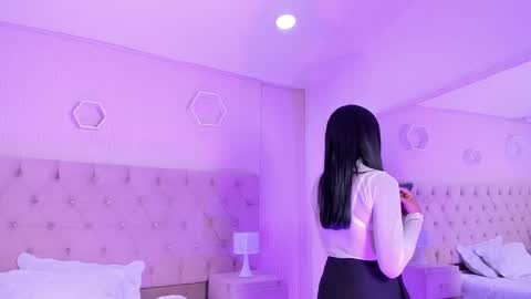 Jazminrusso  online show from 02/06/26, 05:34