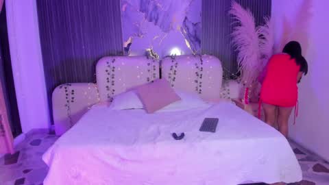 Jazminrusso  online show from 04/06/26, 04:10