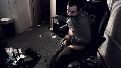 Snapshot of jburns87 chatting on 12/19/24, 11:50 jburns87 online show from 12/19/24, 11:50