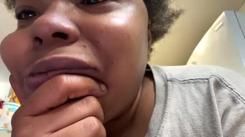 Snapshot of jccaramelbarbie12 chatting on 02/13/25, 05:44 JCCaramelbarbie online show from 02/13/25, 05:44