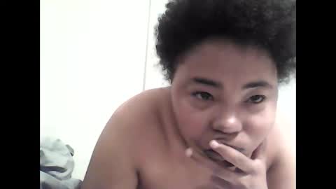 Snapshot of jccaramelbarbie12 chatting on 03/10/25, 03:45 JCCaramelbarbie online show from 03/10/25, 03:45