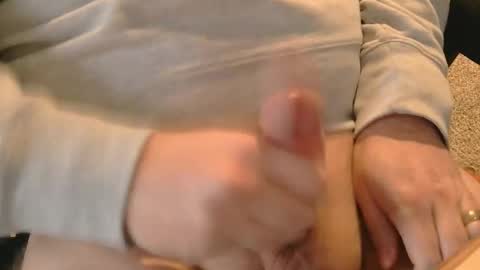 jcdogg11 online show from 02/24/25, 03:42