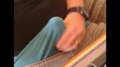 jcdogg11 online show from 11/18/25, 02:54