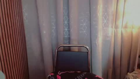 vivian online show from 07/23/26, 01:58