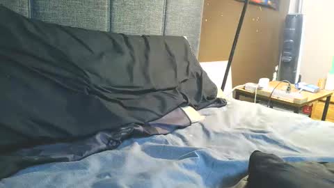 jdog00133 online show from 11/05/25, 05:24