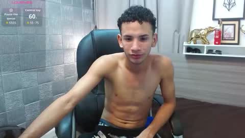 Snapshot of jdwhite18 chatting on 02/28/26, 01:06 jdwhite18 online show from 02/28/26, 01:06