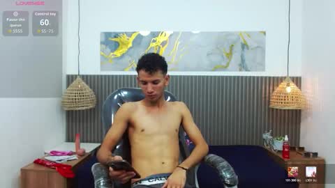 jdwhite18 online show from 03/10/26, 03:55